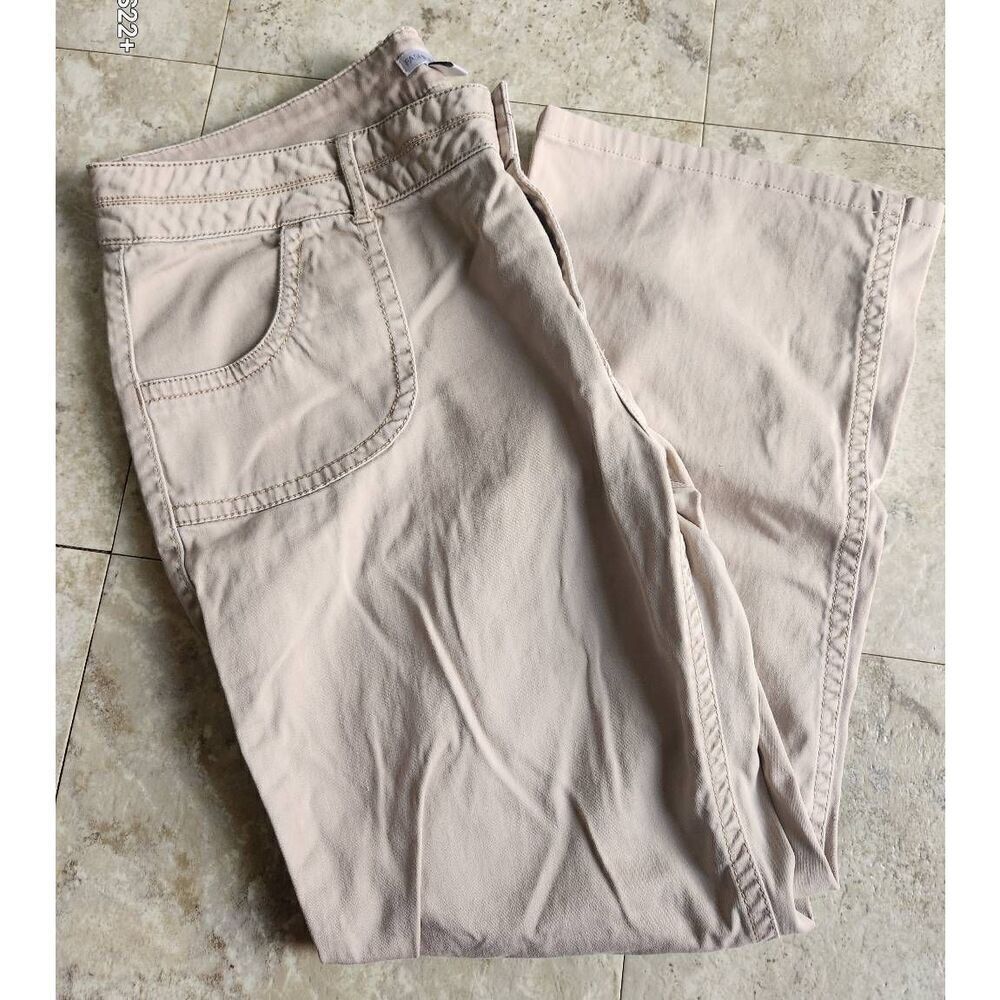 W7 Fashion Bug pale pink crop pants front patch & back button flap pockets